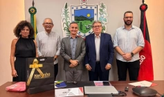 João Azevedo com o Presidente da FCDL-PB, José Lopes da Silva Neto