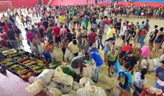 Distribuição de cestas básicas através do PAA em Aparecida 