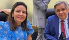 Secretária de estado do desenvolvimento humano da Paraíba, Pollyanna Werton e o Ex-deputado Edmilson Soares 