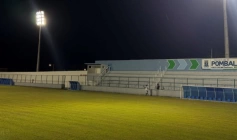 Iluminação em LED no estádio O Pereirão