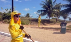 Operação especial com mais de 100 agentes de limpeza