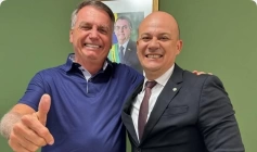Jair Bolsonaro, e Cabo Gilberto Silva