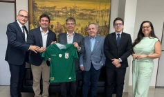 Helder Carvalho ao lado do presidente do TCE, conselheiro Fábio Túlio Filgueiras Nogueira