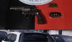 Arma de fogo e veículo apreendidos em Uiraúna 
