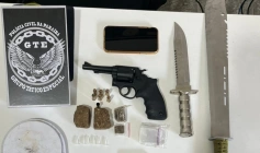 Drogas e armas apreendidas em ação do GTE, na cidade de Montadas 