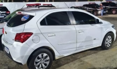 Carro recuperado em ação da PM