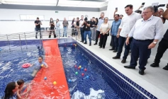 Entrega de piscina terapêutica da Apae de Campina Grande