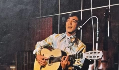 Cantor e compositor Nilton Cesar