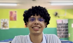 Rian Sousa, de 17 anos, egresso da Escola Estadual Senador José Gaudêncio, no município de Serra Branca
