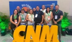 João Neto participa de capacitação da CNM ao lado de equipe administrativa de Aparecida