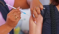 Prefeitura ajusta funcionamento dos pontos móveis e salas de vacinação durante o Carnaval