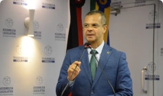 Deputado Federal, Jutay Menezes