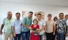 Entrega de aparelhos auditivos