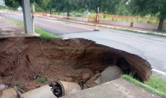 Cratera na PB-359, em Aparecida