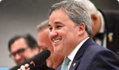 Senador, Efraim Filho