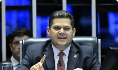 O presidente do Congresso Nacional, senador Davi Alcolumbre (União-AP)