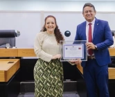 Cidadania paraibana à advogada Joseane de Azevedo Oliveira