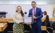 Cidadania paraibana à advogada Joseane de Azevedo Oliveira