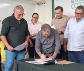 Entrega de primeiros certificados do Sistema Unificado de Sanidade Agroindustrial Familiar