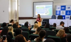 Saúde promove oficina sobre ação para detecção precoce dos cânceres de colo do útero e de mama