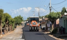 Pavimentação no bairro Nossa Senhora de Fátima com asfaltamento, em Sousa 