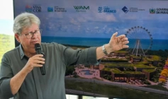 João Azevêdo participando de apresentação de projeto da WAM