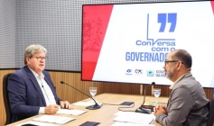 João Azevêdo anunciando abertura de licitação