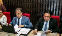 Sessão do Tribunal de Contas do Estado da Paraíba