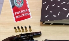 Arma de fogo apreendida pela polícia militar em Bonito de Santa Fé 