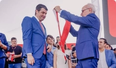 Leo Bezerra recebe faixa de Prefeito de Cicero Lucena