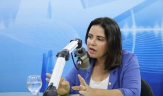 Ex-secretária e pré-candidata a deputada federal, Pollyanna Werton