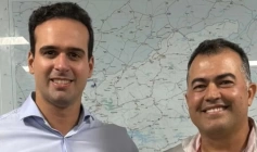 Lucas Ribeiro ao lado de Neto Nepomuceno