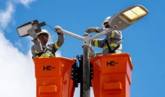 Troca de luminárias por novo sistema em LED