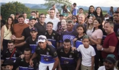 Presença do deputado federal Gervásio Maia durante final do campeonato em São Bentinho 