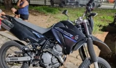 Motocicleta furtada recuperada pela PM