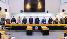 Honrarias a engenheiros do DER