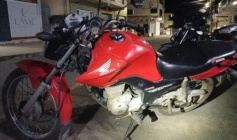 Apreensão de moto clonada em Queimadas