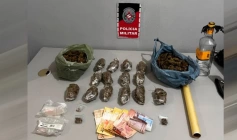 Prisão de dupla por tráfico de drogas