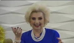 Apresentadora e colunista Thereza Madalena