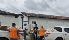 Entrega de cestas básicas