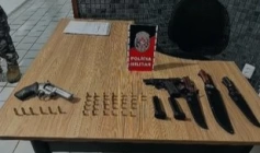 Armas apreendidas pela polícia militar em Sousa 