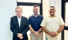 Deputado Chico Mendes e o prefeito de Aparecida, João Neto na Seplag