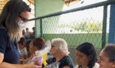 Rodas de conversa, oficinas e momentos de convivência