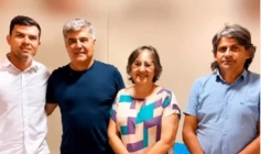 Deputado federal Wellington Roberto ao lado de lideranças