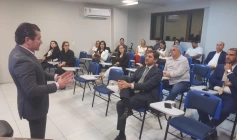O encontro, protagonizado pelo presidente da Associação dos Notários 