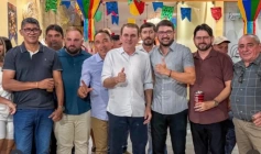 Deputado Chico Mendes e lideranças em Carrapateira