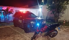 Motocicleta apreendida em ação da PRF