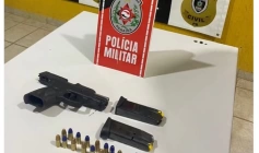 Arma e munições apreendidas em ação da PM