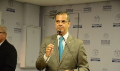Deputado Estadual Jutay Meneses 