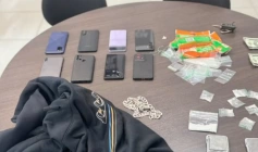 Material ilícito apreendido com trio suspeito de sequestrar casal